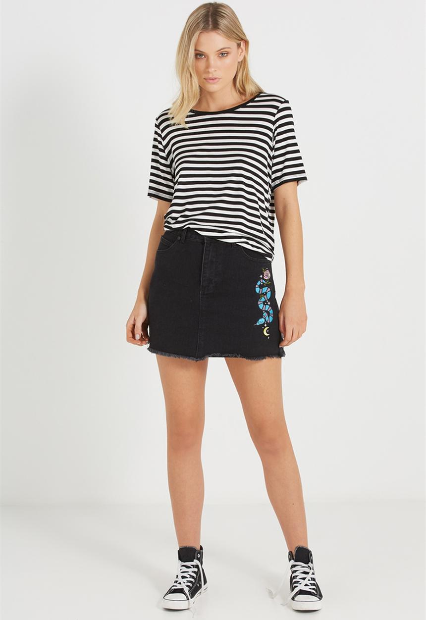 Cotton On - Logan short sleeve tie back tee