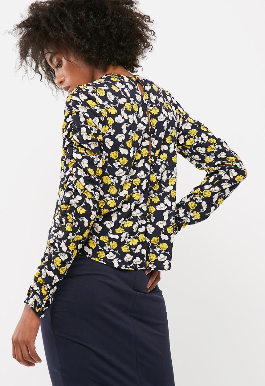 dailyfriday - Ruched sleeve blouse