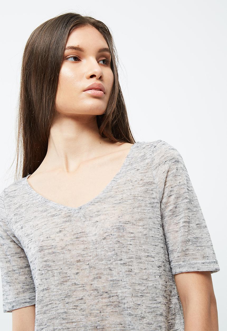 Vero Moda - Sunshine V-neck top