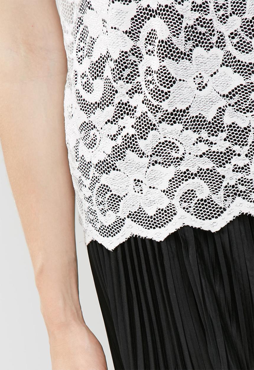 Jacqueline de Yong - Maya lace top