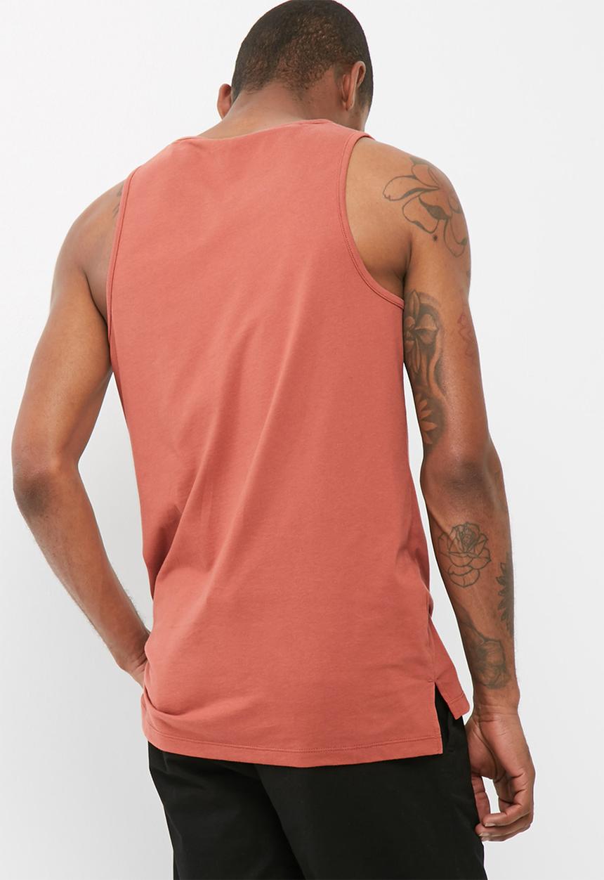 basicthread - Plain tail hem vest