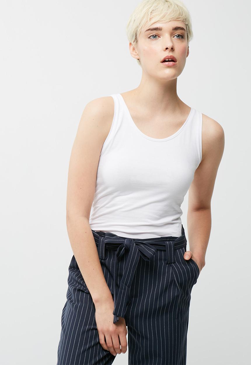 dailyfriday - Fitted vest