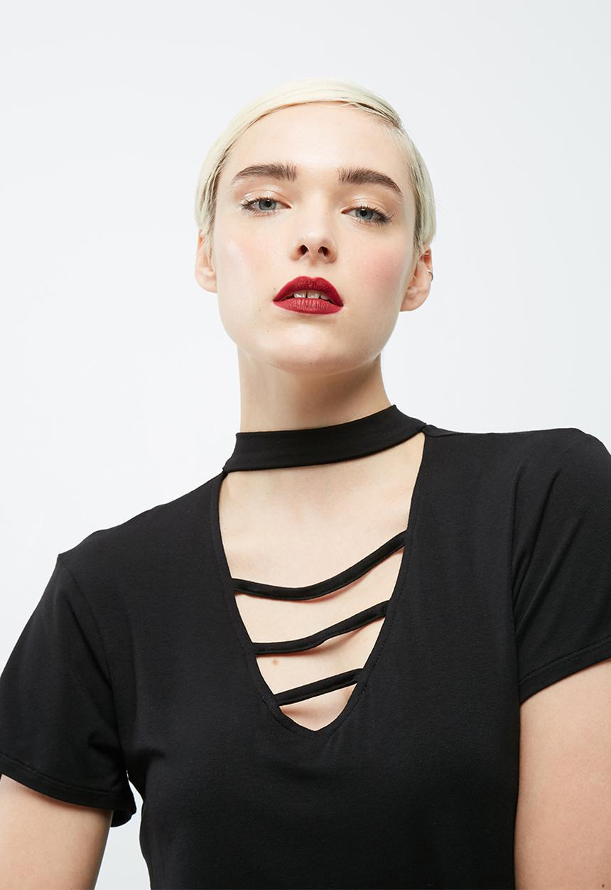 dailyfriday - Choker knit tee
