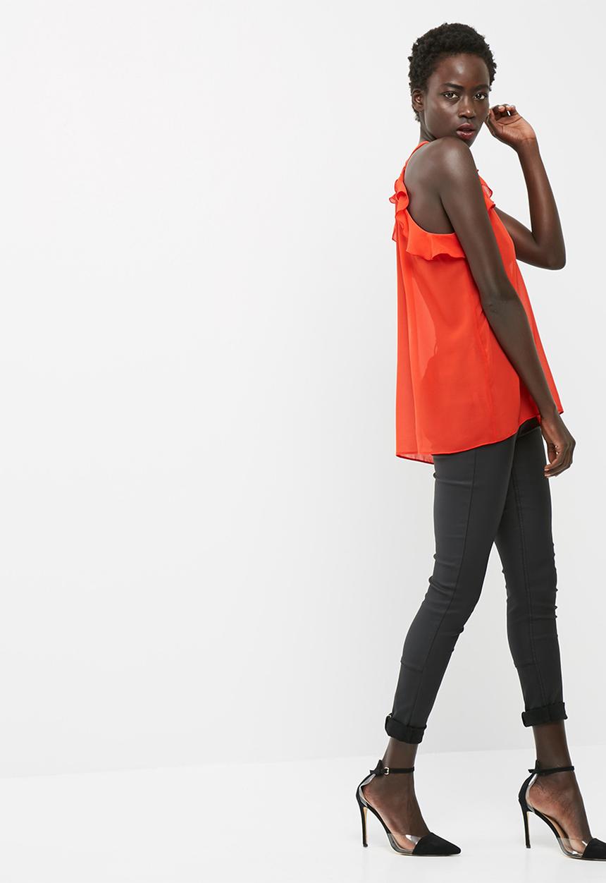 dailyfriday - Ruffle cut away cami top