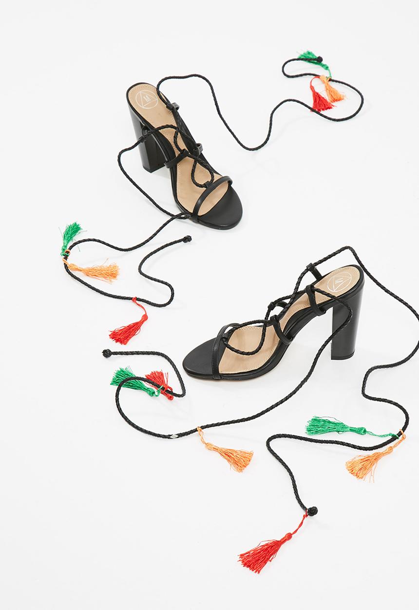 Missguided - Tassel block heel sandal
