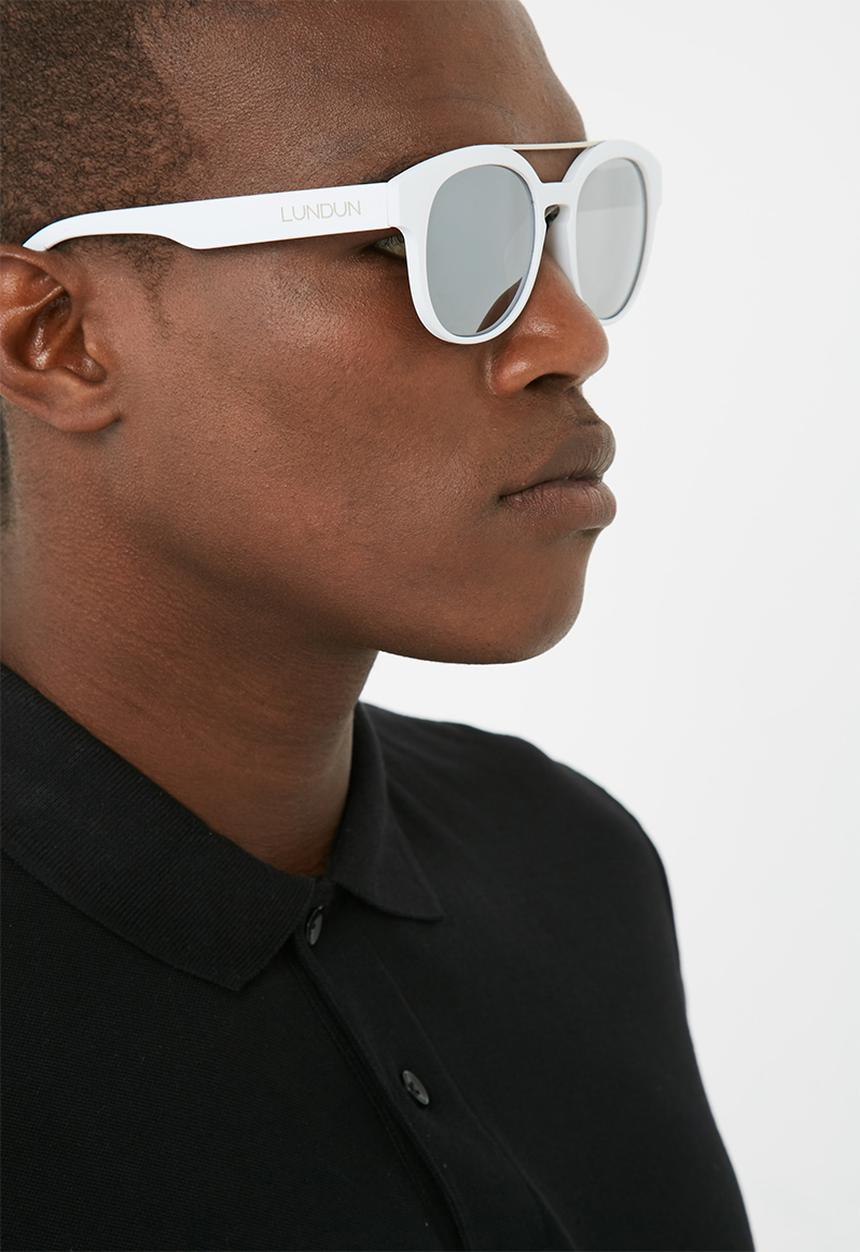 Lundun - Mirror lens sunglasses - white
