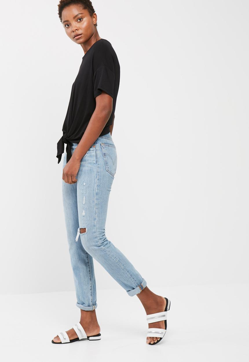 dailyfriday - Knot front detail tee