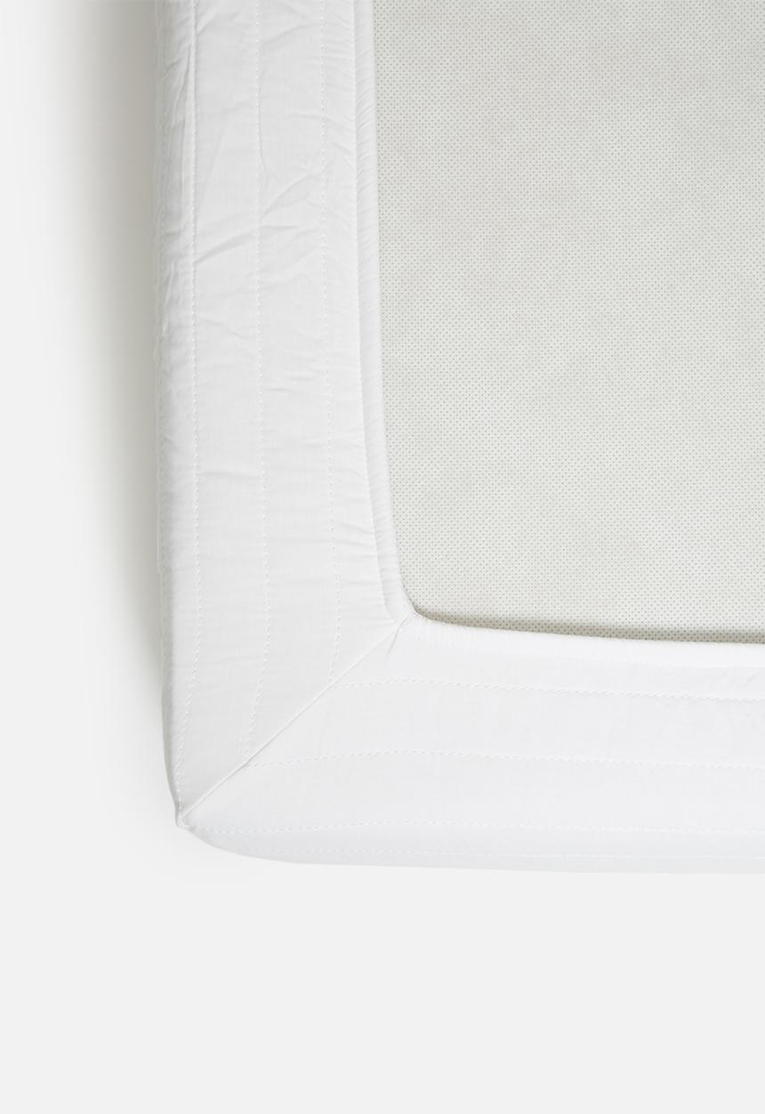 Sheraton Textiles - 180 TC Quilted base wrap