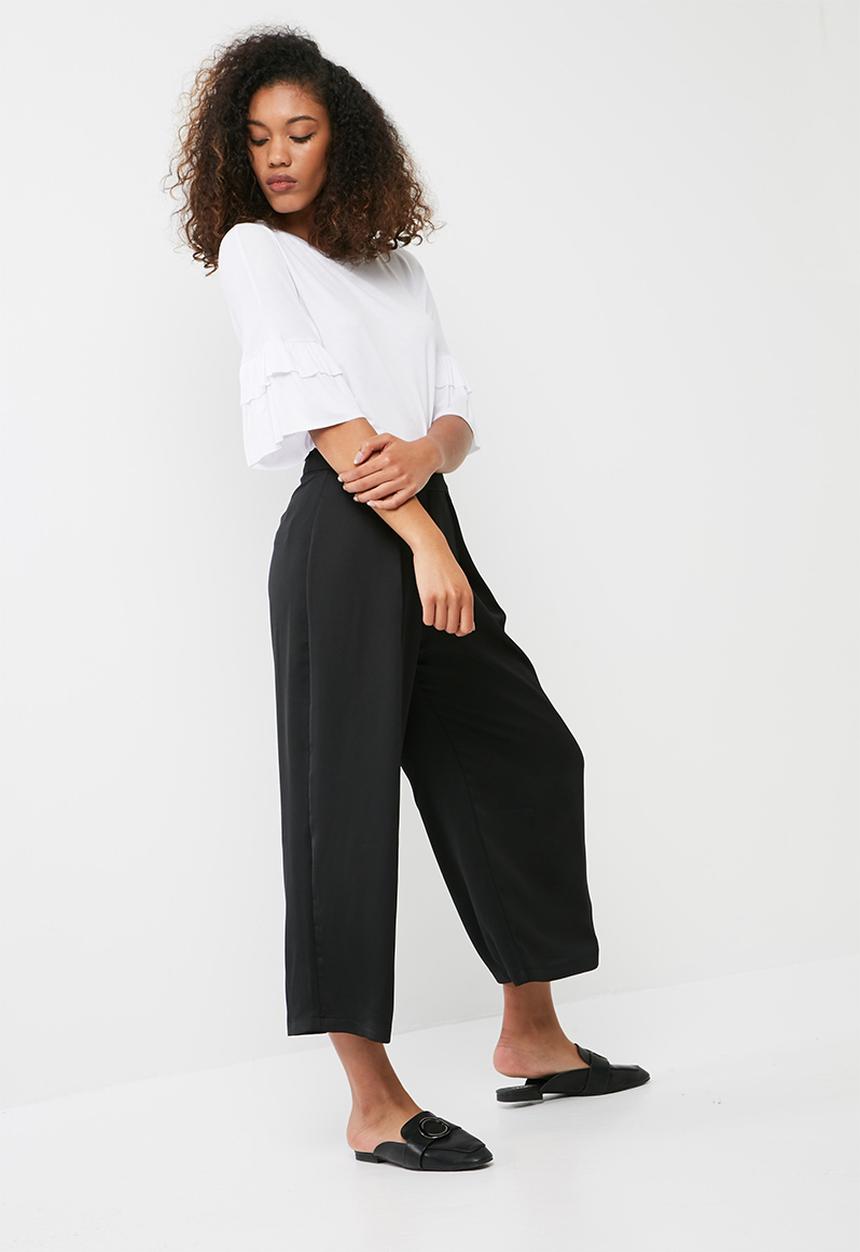 dailyfriday - Tiered sleeve tee