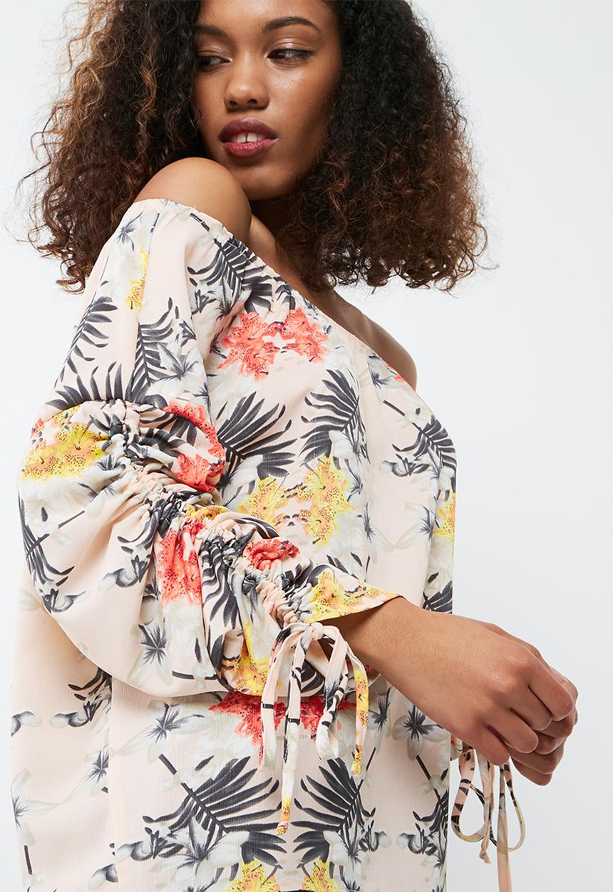dailyfriday - Drawcord sleeve blouse