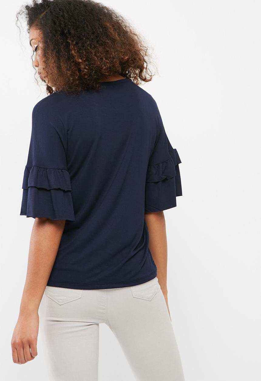 dailyfriday - Tiered sleeve tee