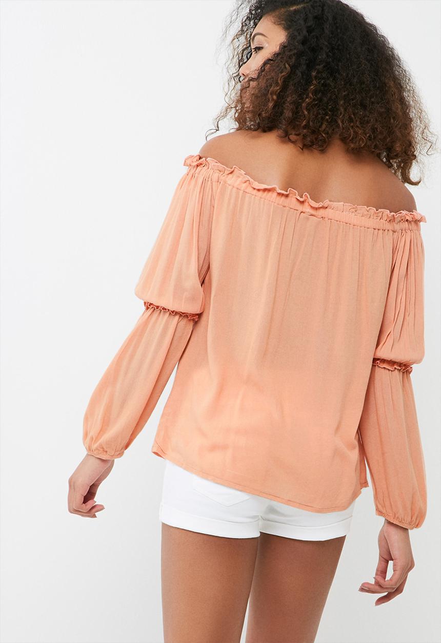 dailyfriday - Off the shoulder feminine blouse
