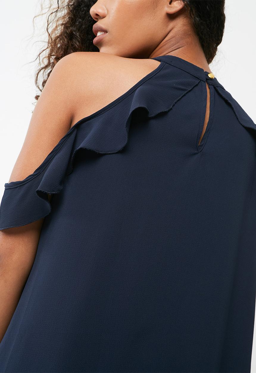 dailyfriday - Keyhole ruffle blouse