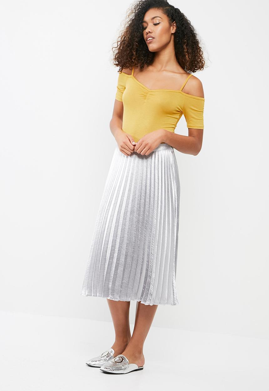 dailyfriday - Off the shoulder bodysuit