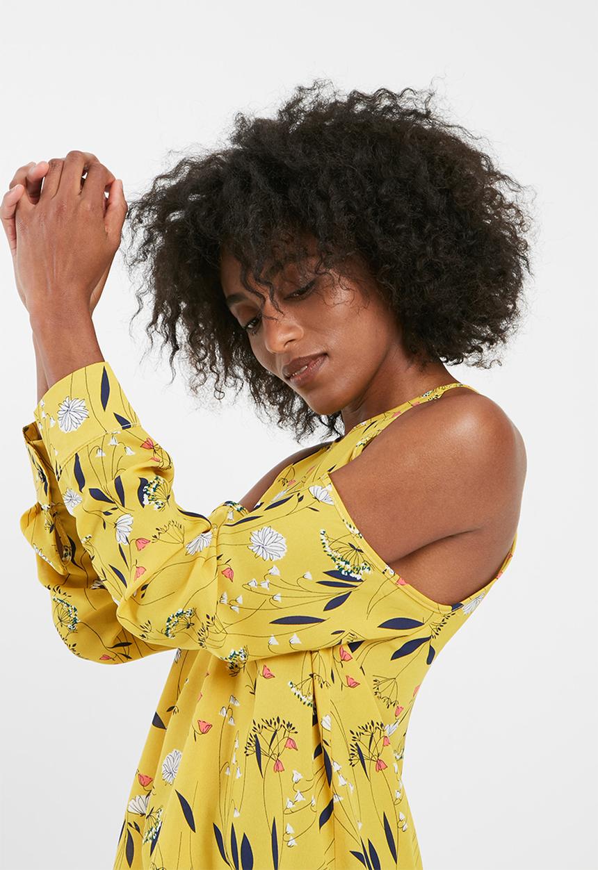 dailyfriday - Cut away blouse