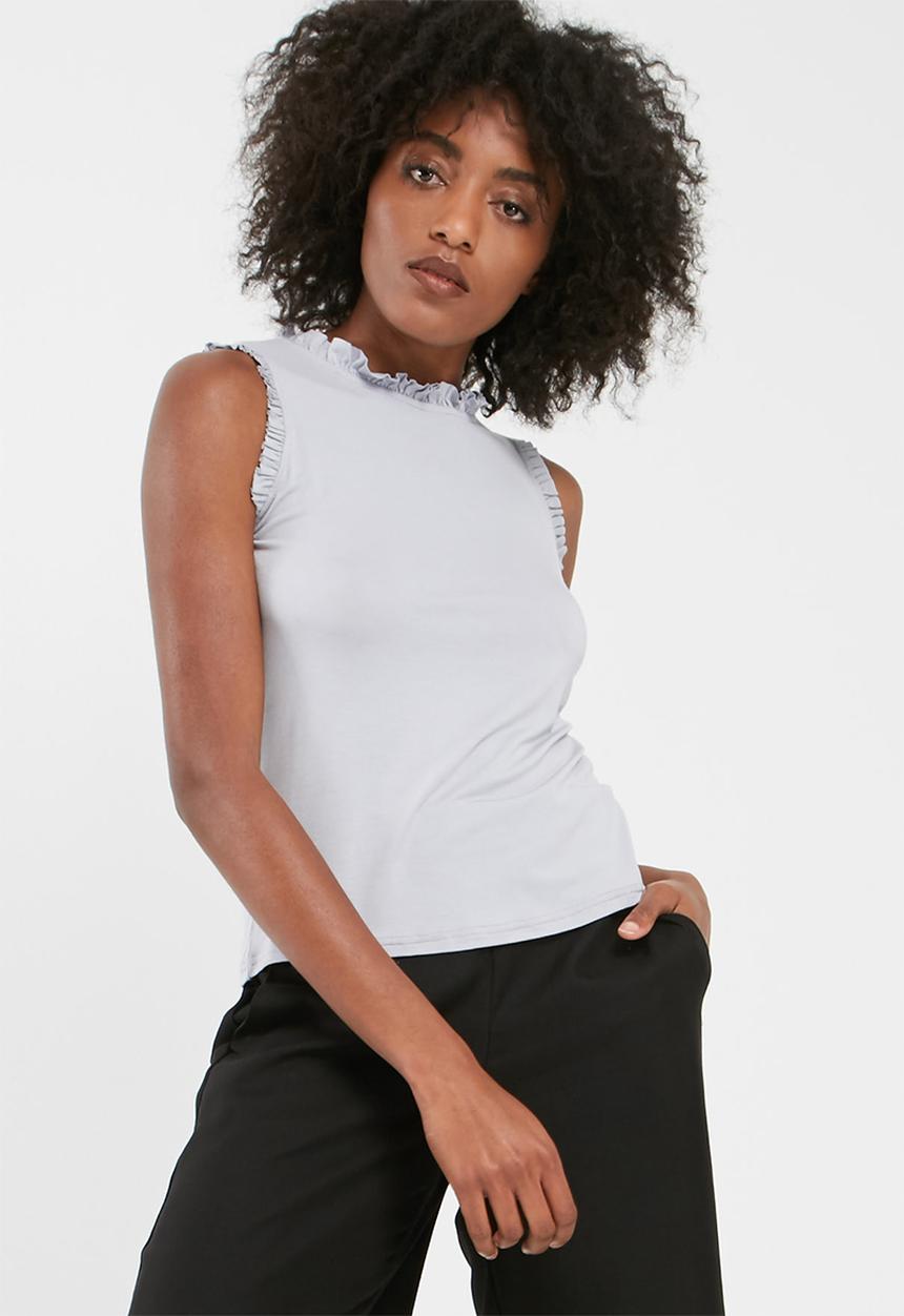 dailyfriday - Ruffle sleeve vest
