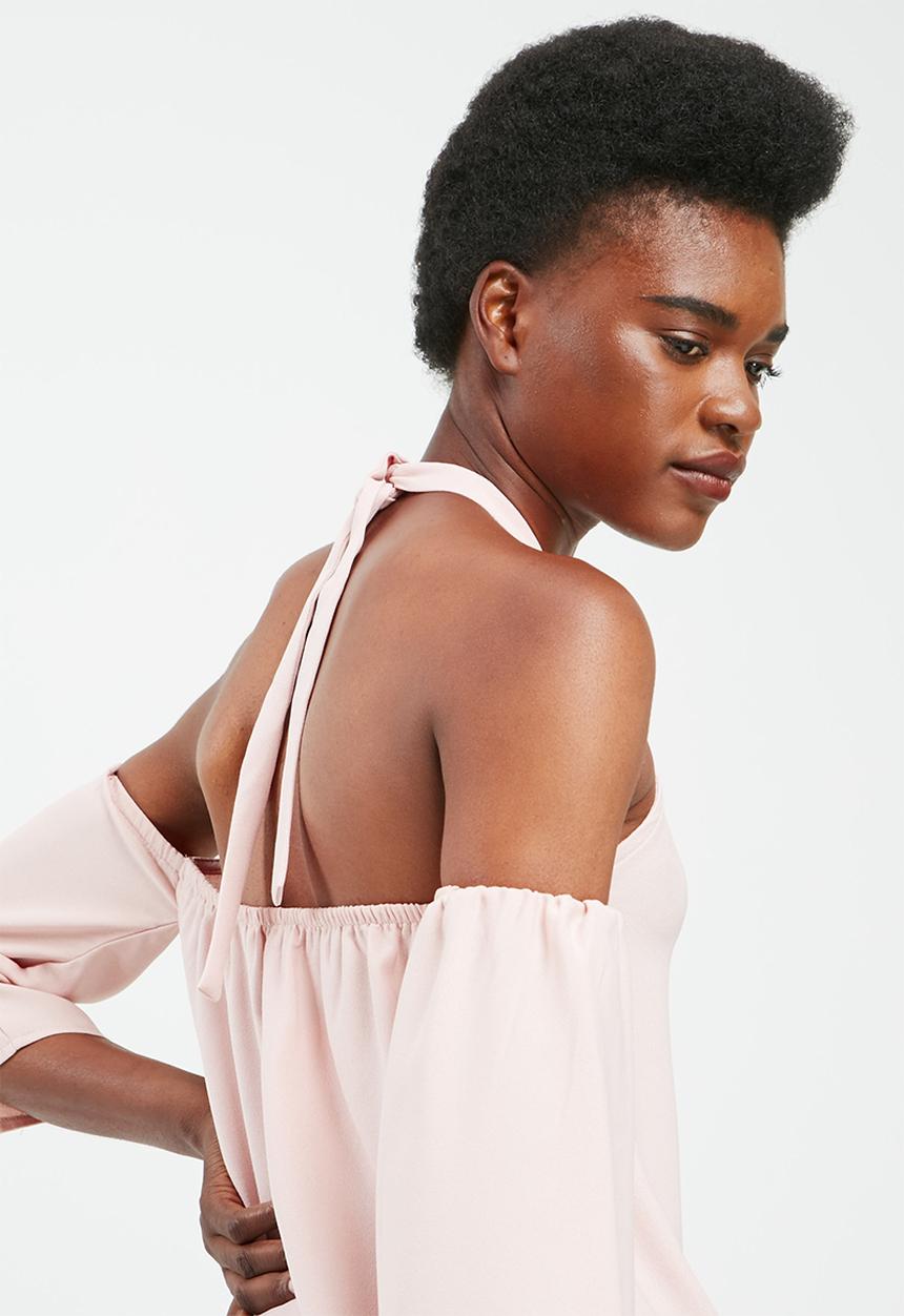 dailyfriday - Knotted keyhole blouse