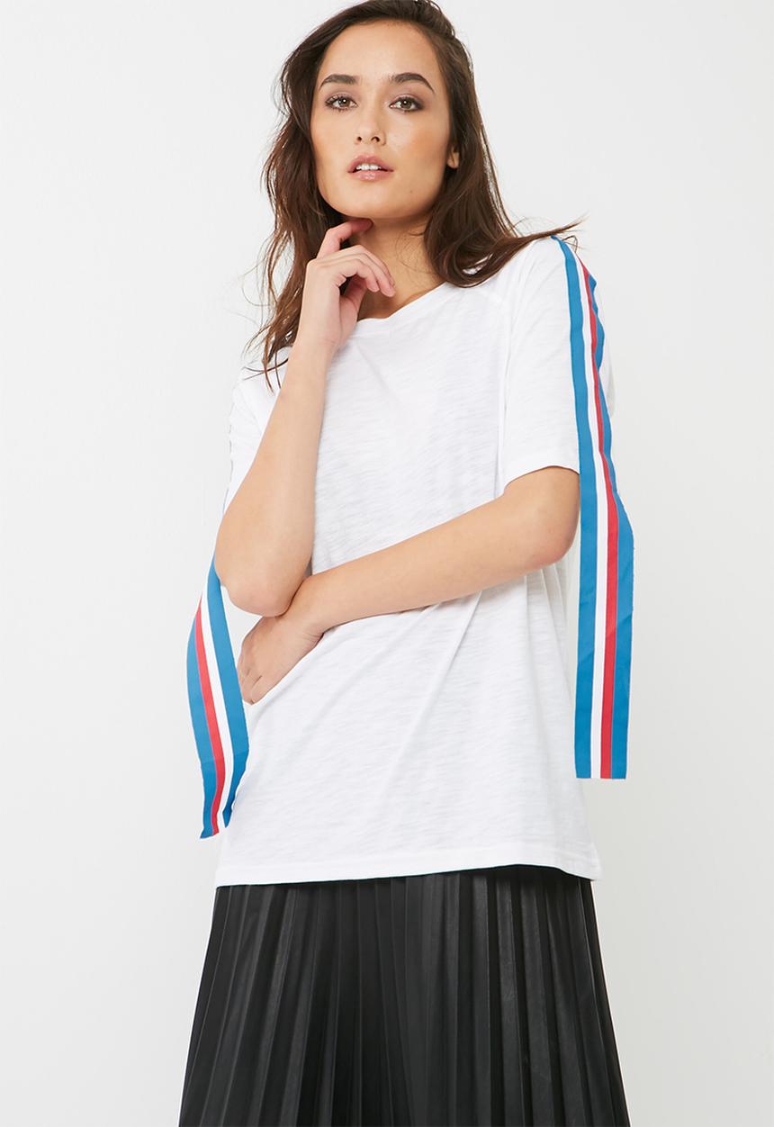 Missguided - Oversized shoulder stripe t-shirt