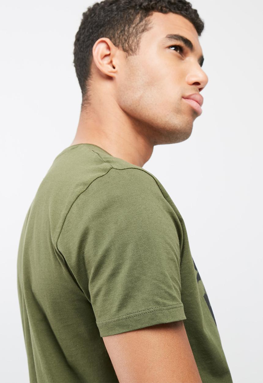 basicthread - Printed curved hem tee