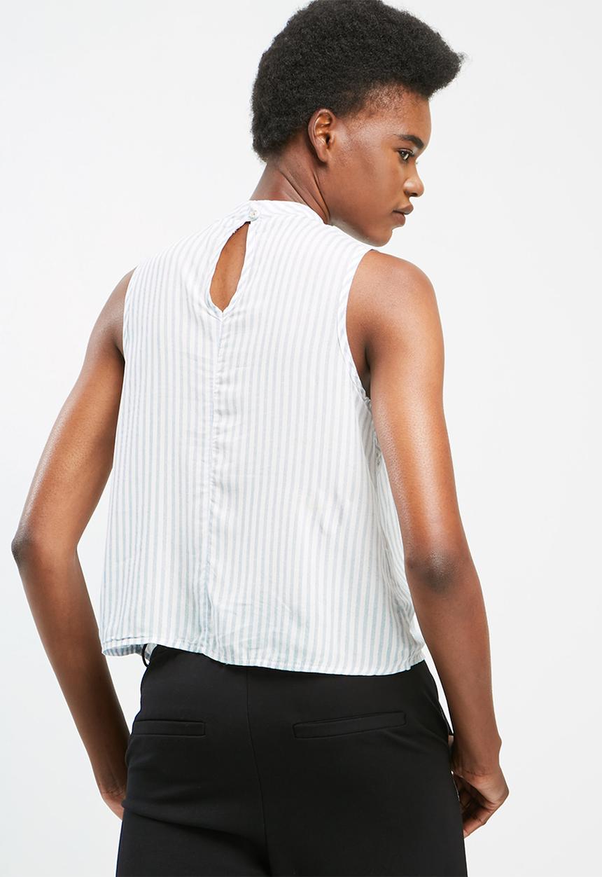 dailyfriday - Sleeveless choker blouse