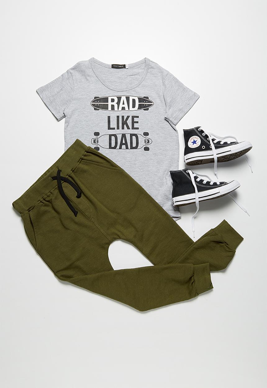 basicthread - Rad like dad tee