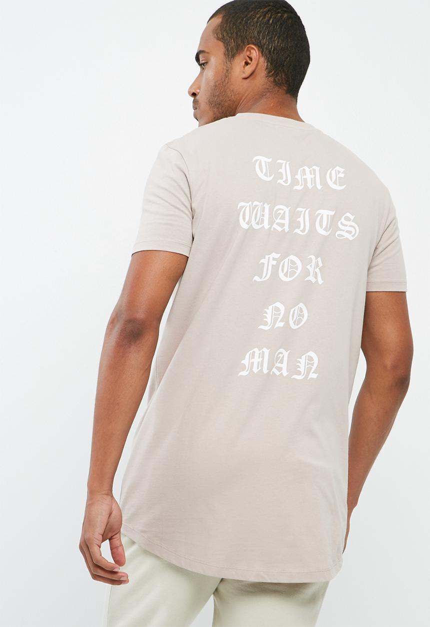basicthread - Printed Curved Hem Tee
