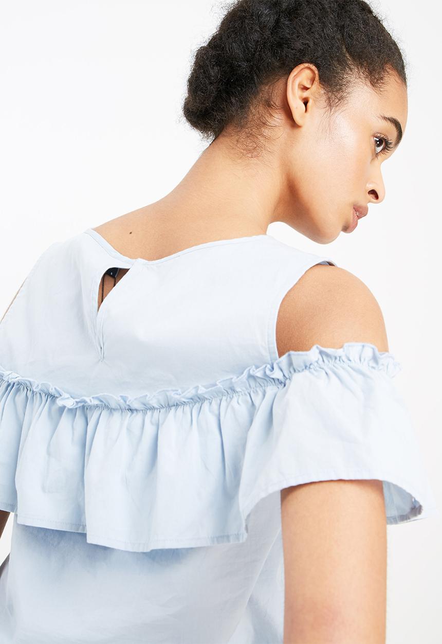 Vero Moda - Isa cold shoulder top