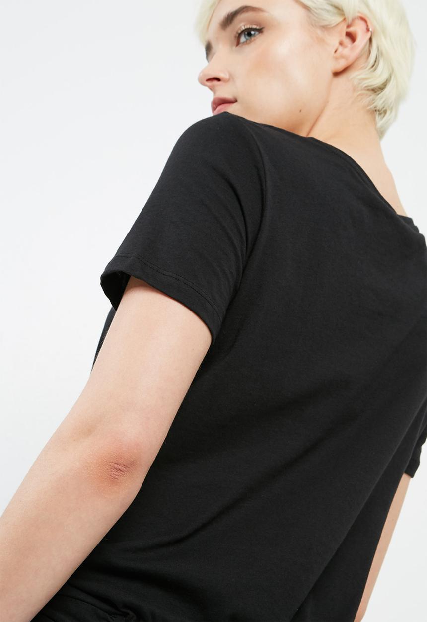 Vero Moda - Matcha knot tee
