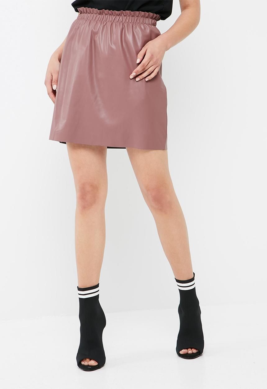Jacqueline de Yong - Fix pu skirt