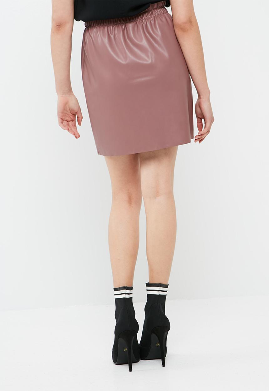 Jacqueline de Yong - Fix pu skirt