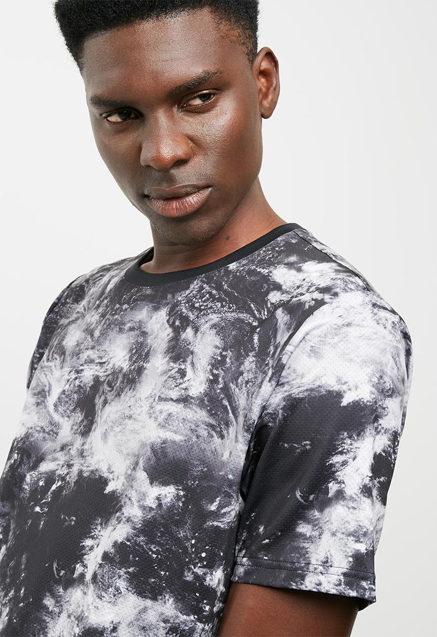 PUMA - evo Graphic Tee