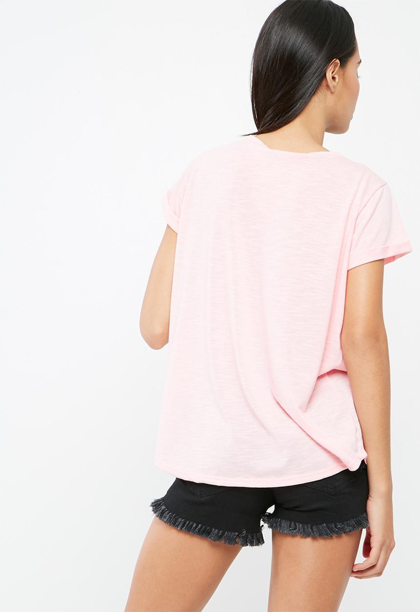dailyfriday - Scoopneck relaxed tee with turn back cuff