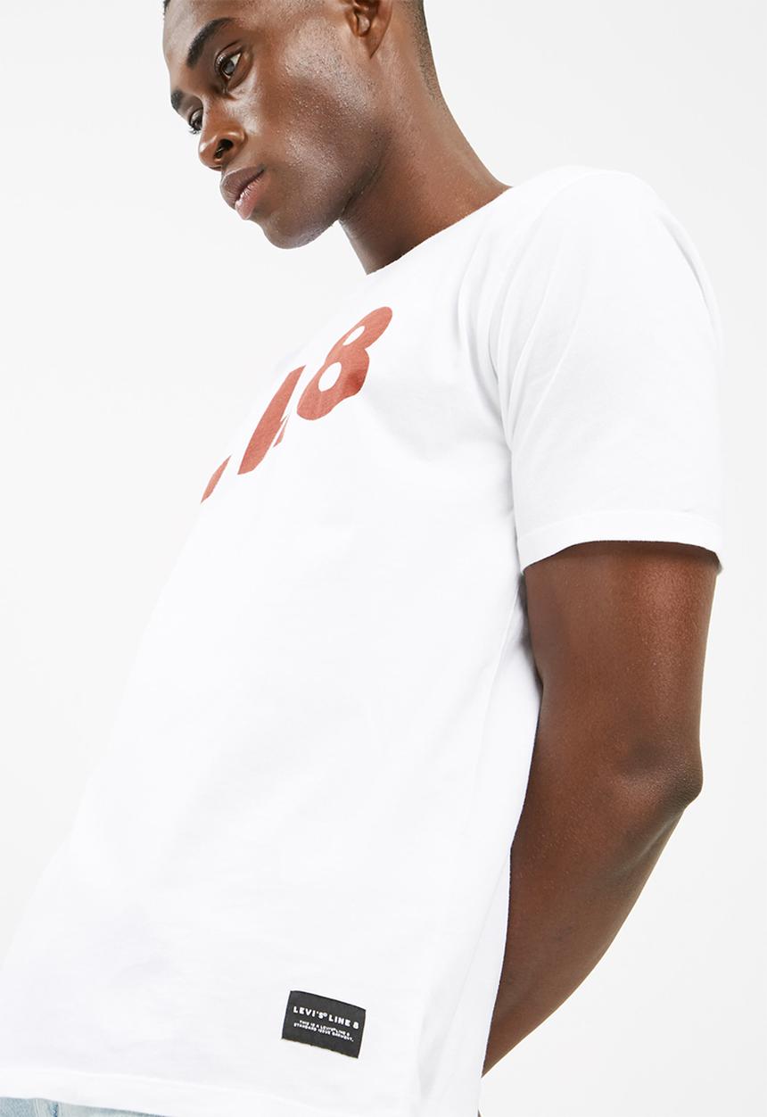 Levi’s® - L8 tee