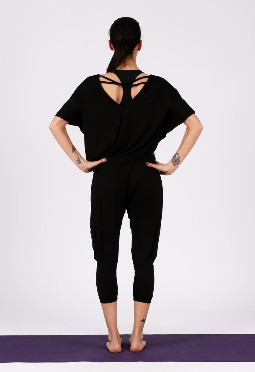 Yoga Utopia - Pretzel Yogawear Cross Top – Black