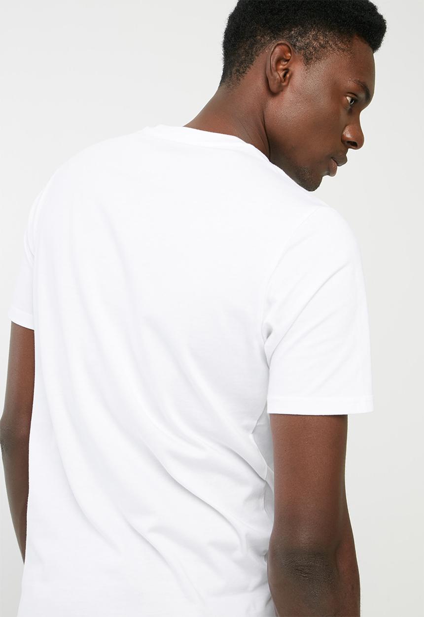 New Balance  - Essential matrix tee