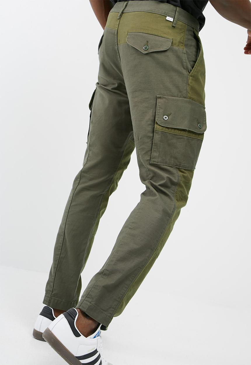 Levi’s® - Pleated tapered cargo pants