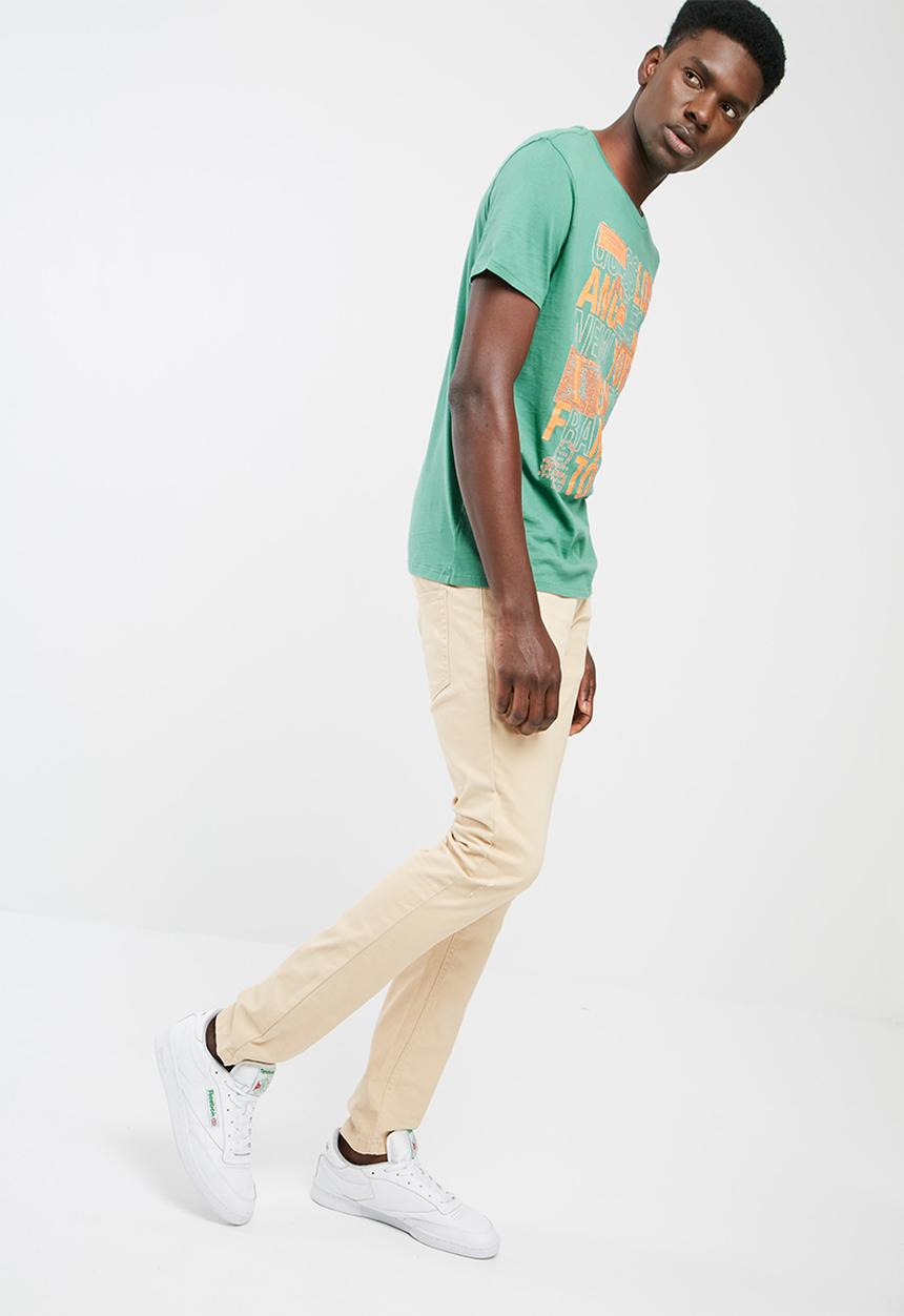GUESS - BSC city logo crew tee