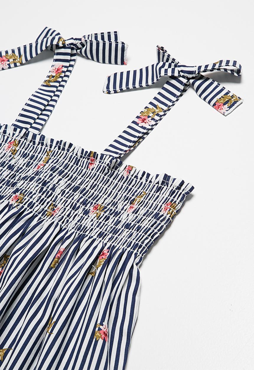 dailyfriday - Smocked floral sundress