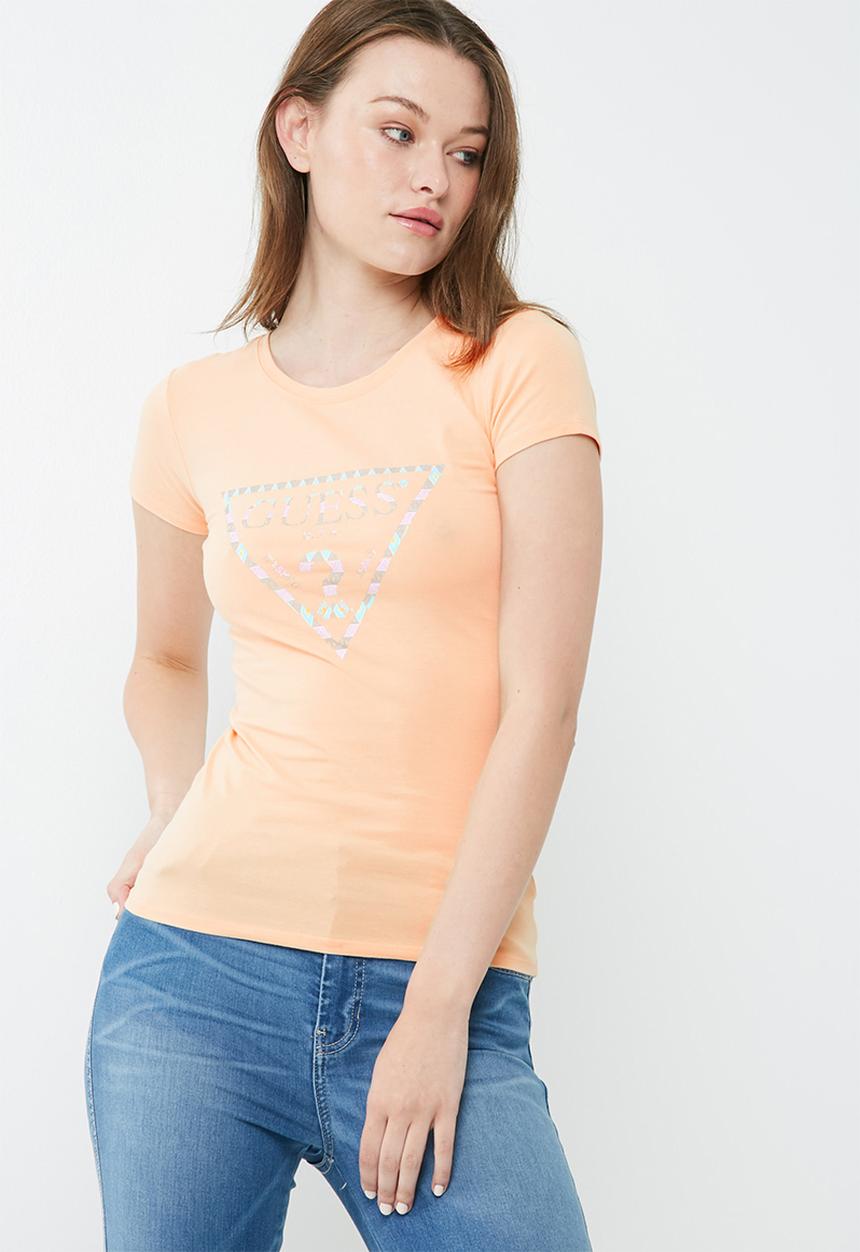 GUESS - Desert logo triangle tee