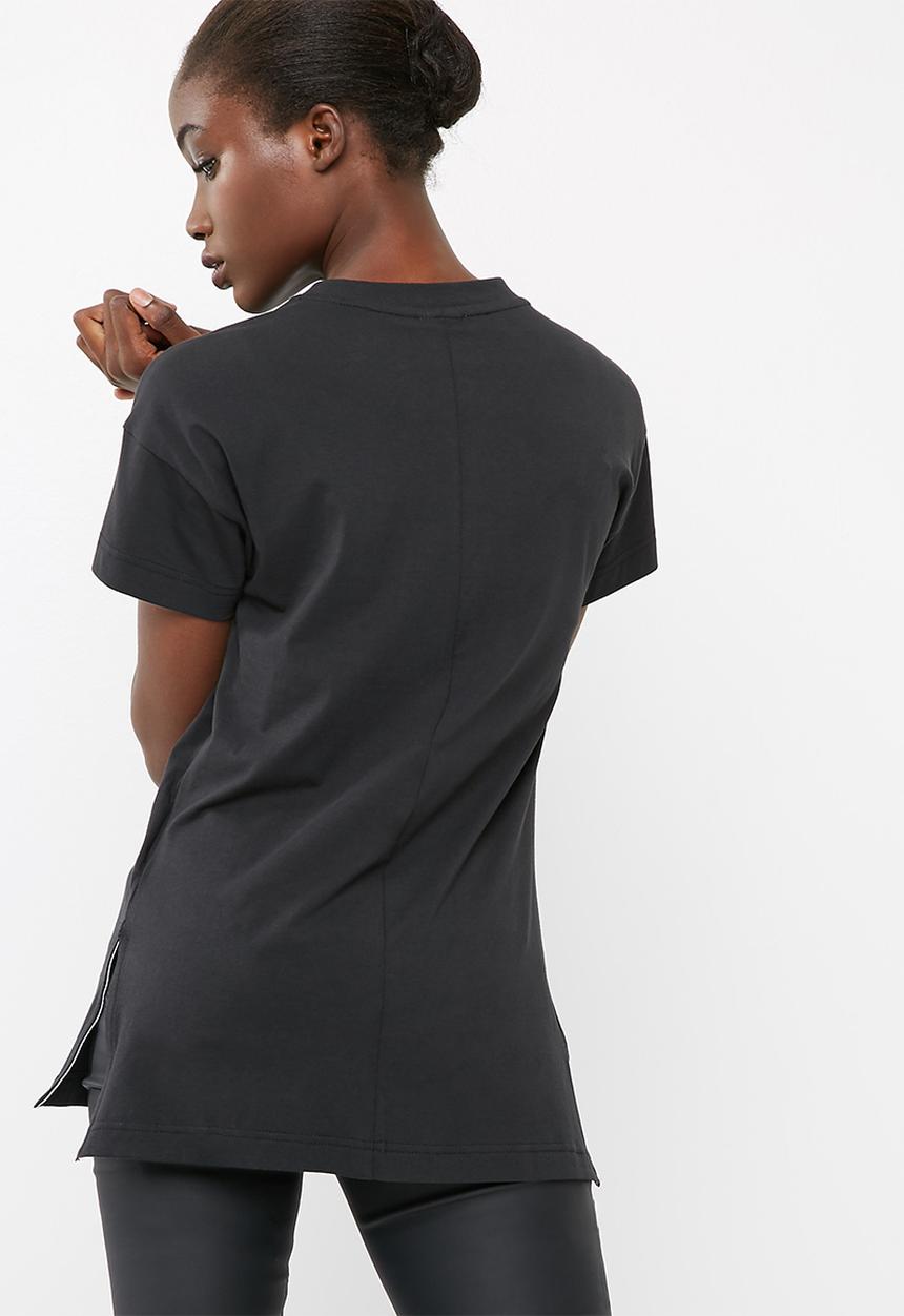 Reebok Classic - Foundation tee