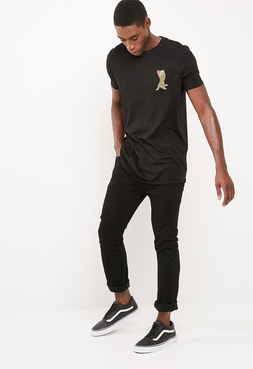 basicthread - Printed curved hem tee