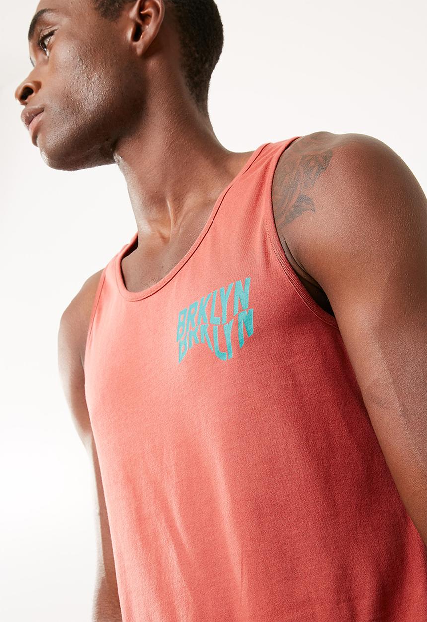 basicthread - Printed tail hem vest