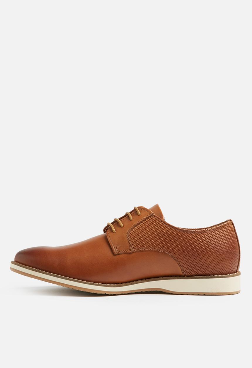 Steve Madden - Hawthrn