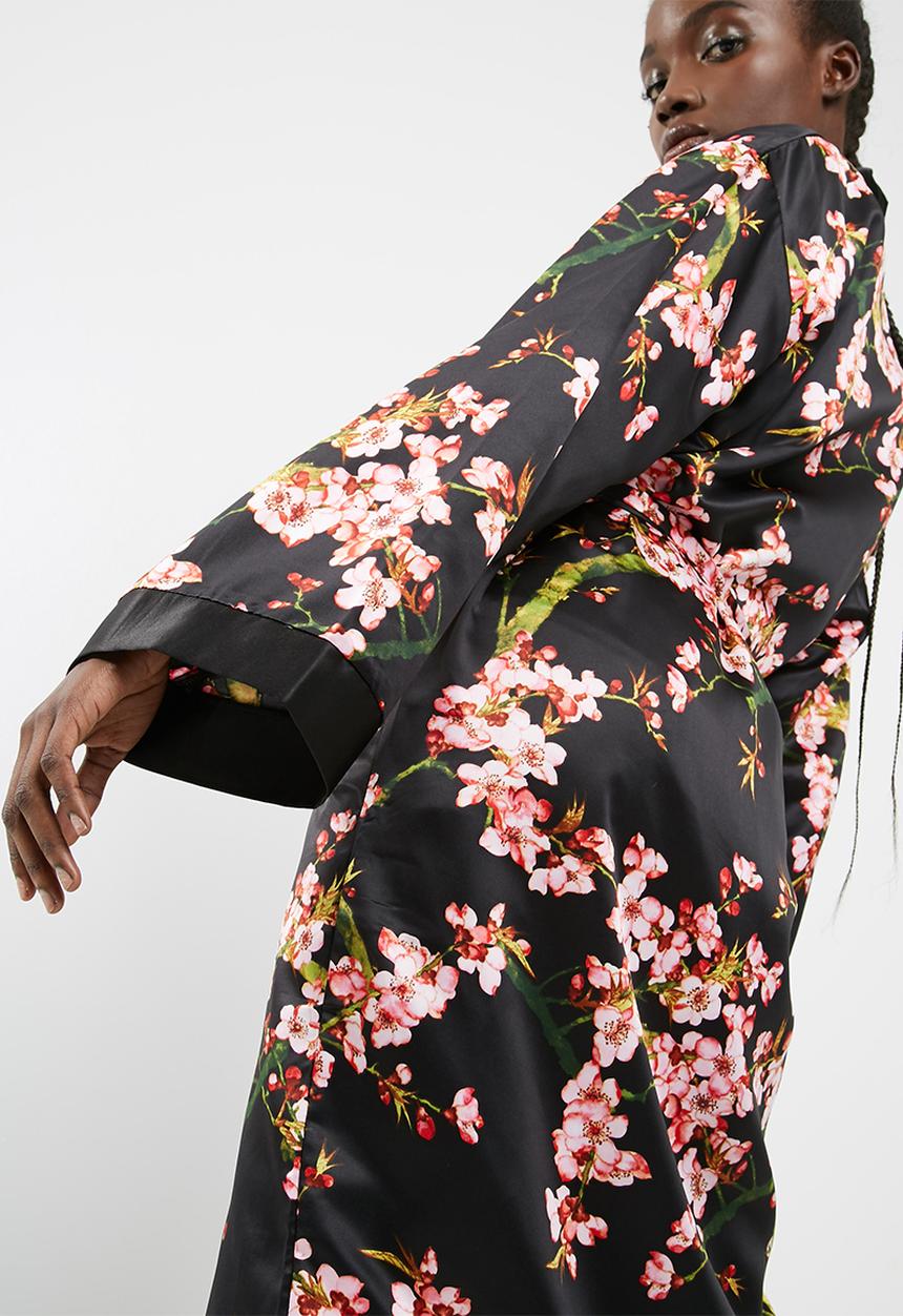Missguided - Floral print satin duster jacket