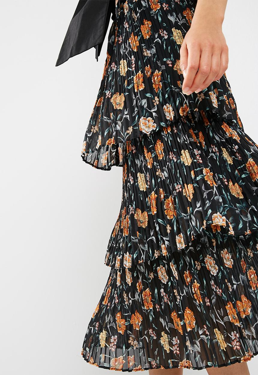 New Look - 3 tier pleated midi skirt
