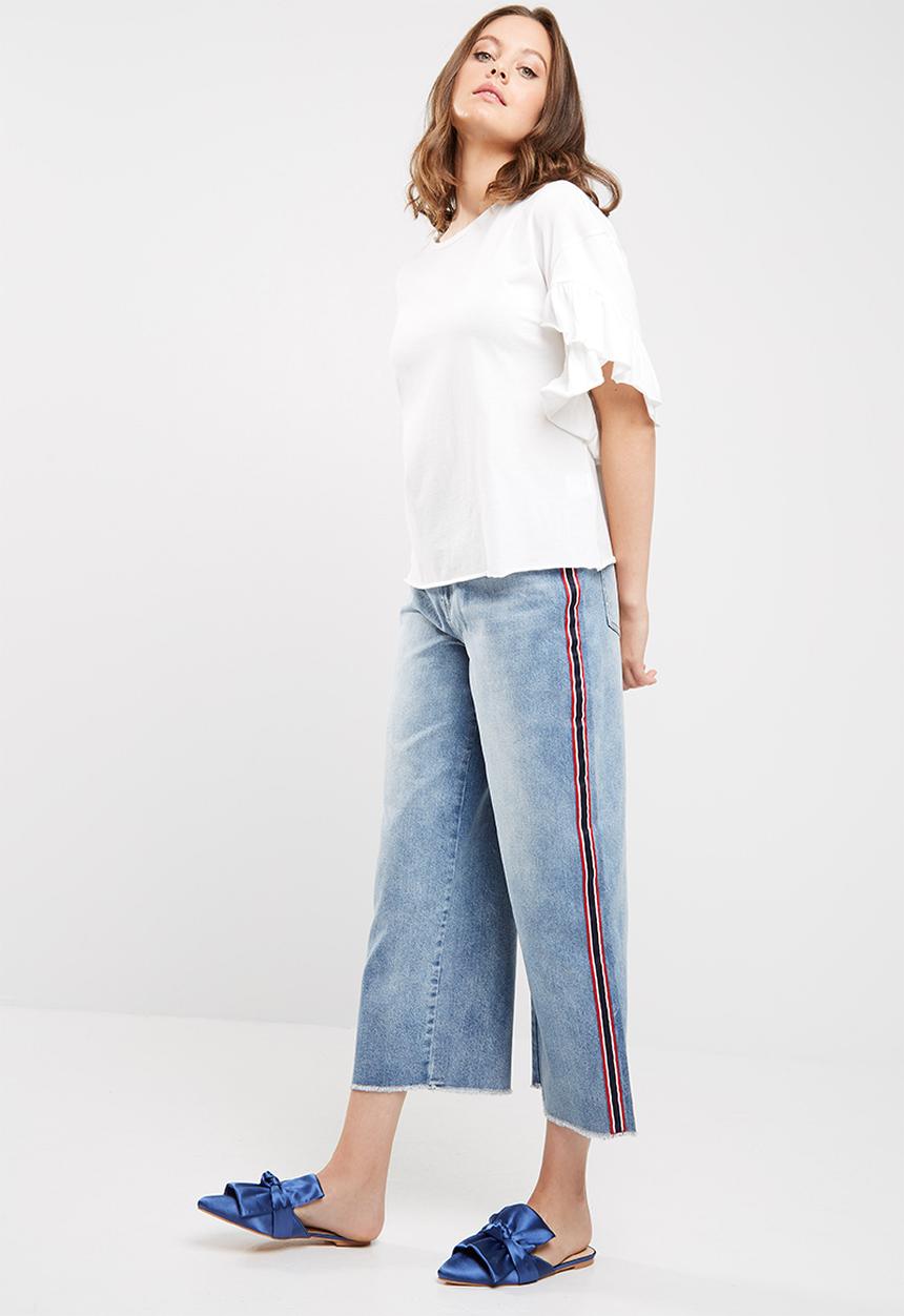 dailyfriday - Ruffle sleeve tee