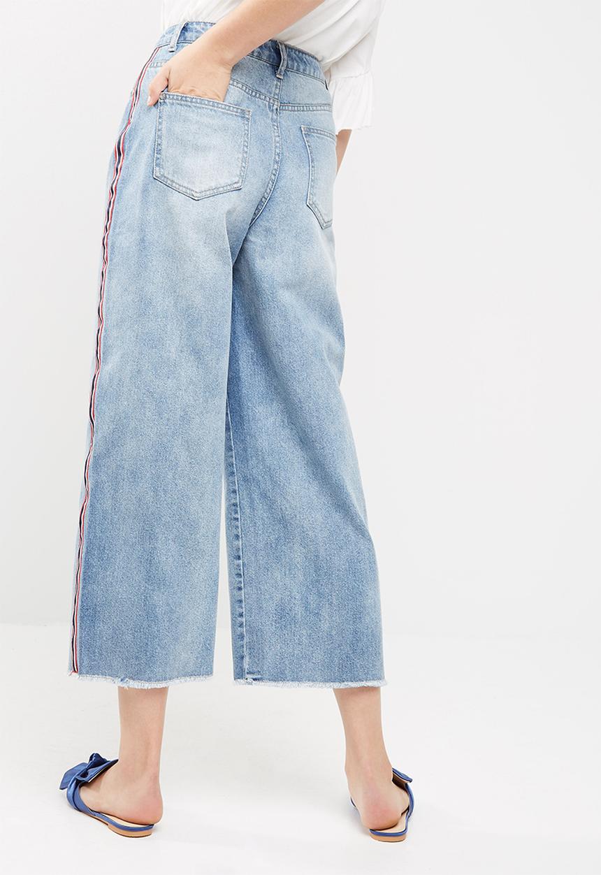 Missguided - Wide leg side stripe cropped jeans