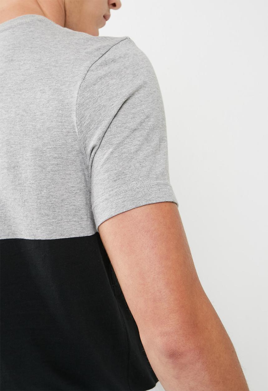 adidas Originals - Panel tongue tee