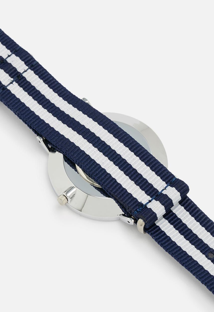 basicthread - Chris nylon strap watch