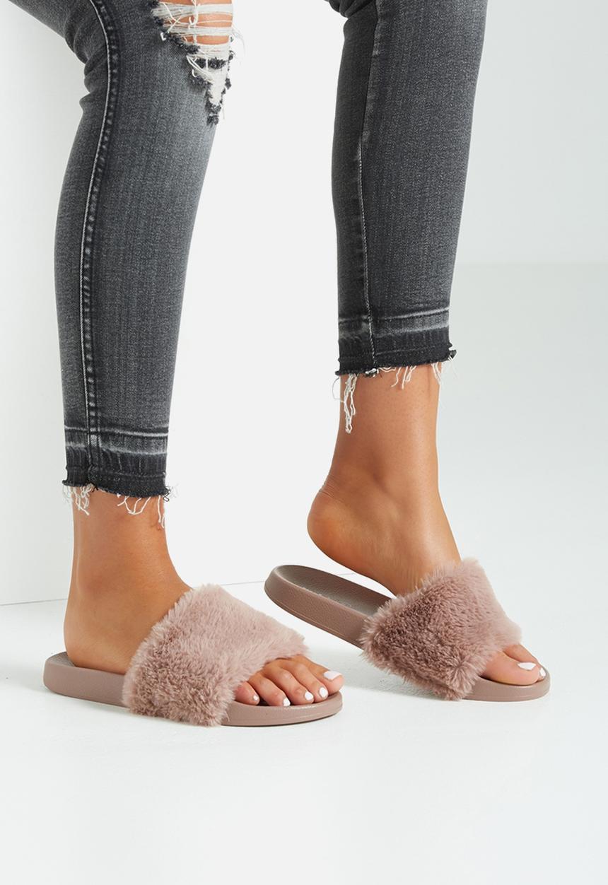 Cotton On - Wild slide